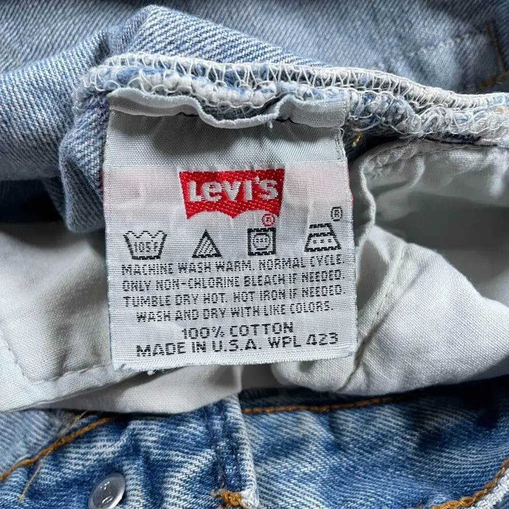 Levis Jeans 501 Premium Mens 36x26* (hemmed) Blue Distressed Buttonfly VTG
